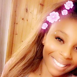 Meet your Posher, Samia